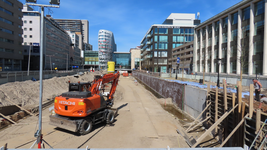 848725 Afbeelding van het opnieuw uitgraven van de Stadsbuitengracht ter hoogte van de Rijnkade (rechts) te Utrecht, ...